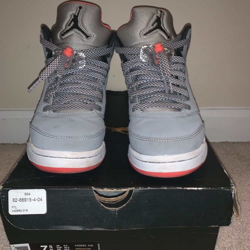 Air Jordan Retro 5